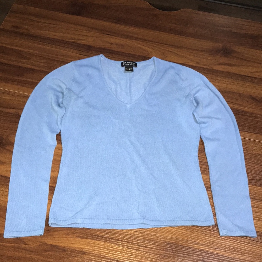 New York & Company sweater - Picture 3 of 4